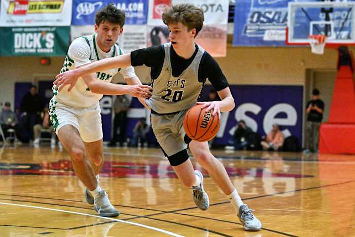 a Summit Wilsonville 5A Oregon boys basketball final 2024 Leon Neuschwander 51
